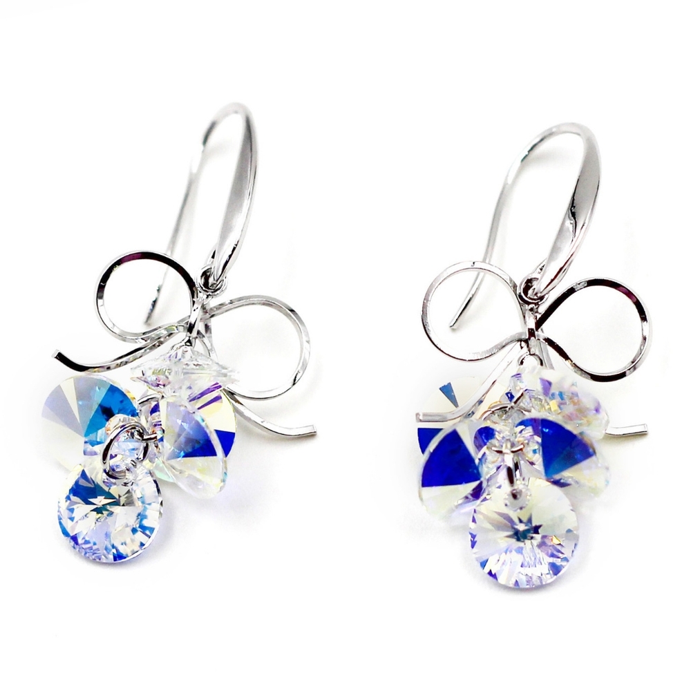 Lovely silver shiny crystal earrings